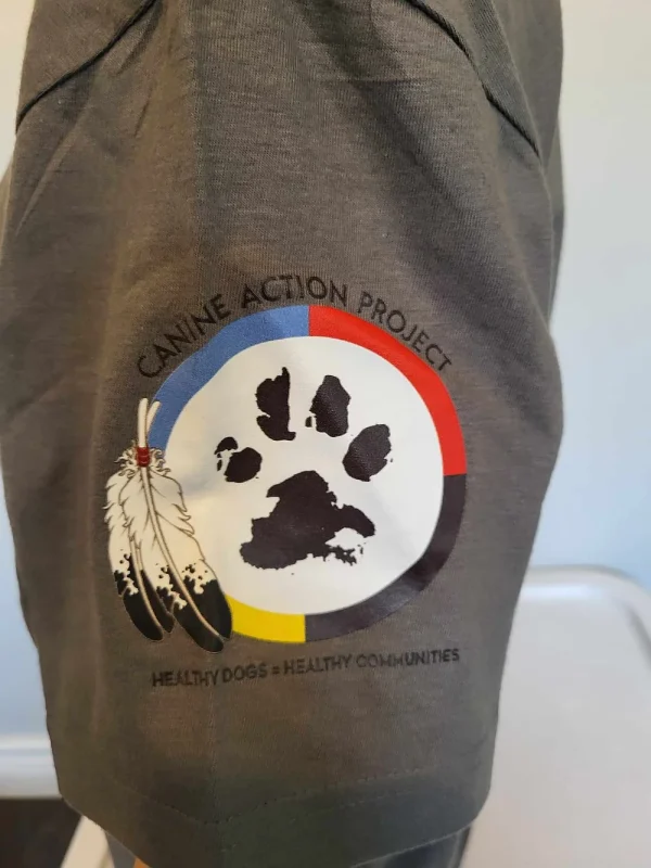 Unisex Indigenous Dog Art Tee (Solid Gray) - Image 2